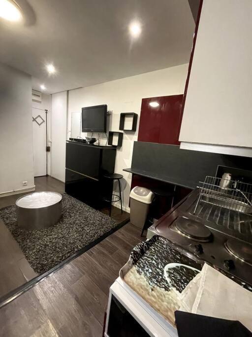 Magnifique Studio Champs-Elysee Apartment Paris Luaran gambar